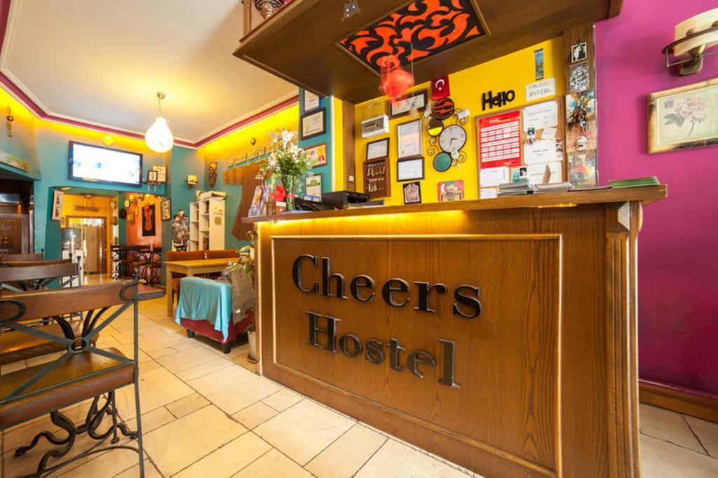 Hostel Cheers